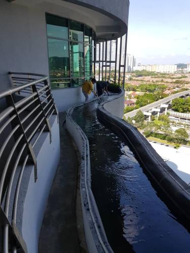 One Powerhouse Pilot Project 13 - Aquaponics system | EcoClean Technology